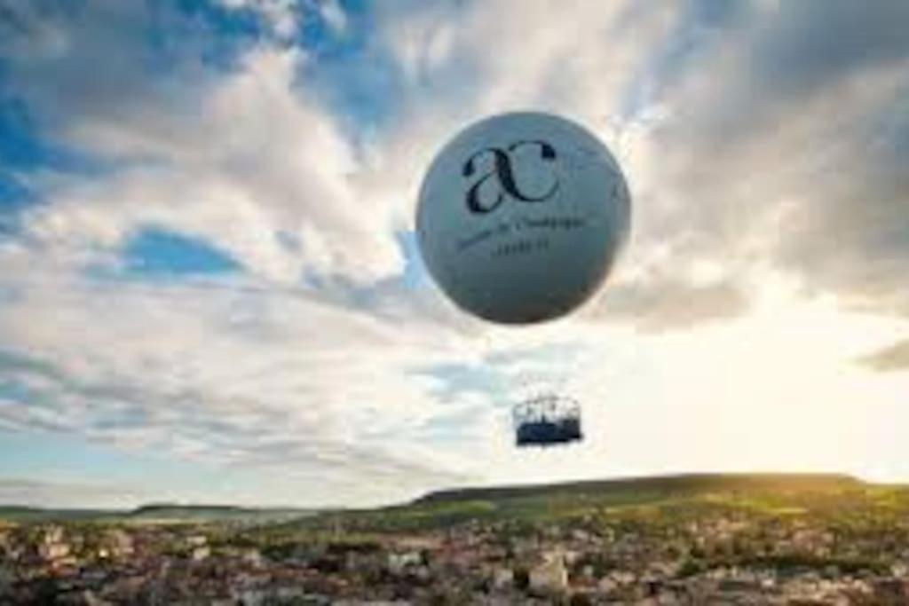 Apartamento L'Ecrin De Lena Épernay Exterior foto